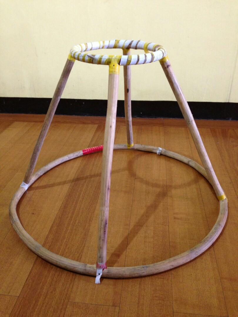 Traditional baby top walker