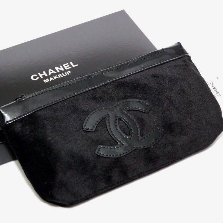 Chanel Makeup Pouch Authentic , Luxury, Bags & Wallets on Carousell