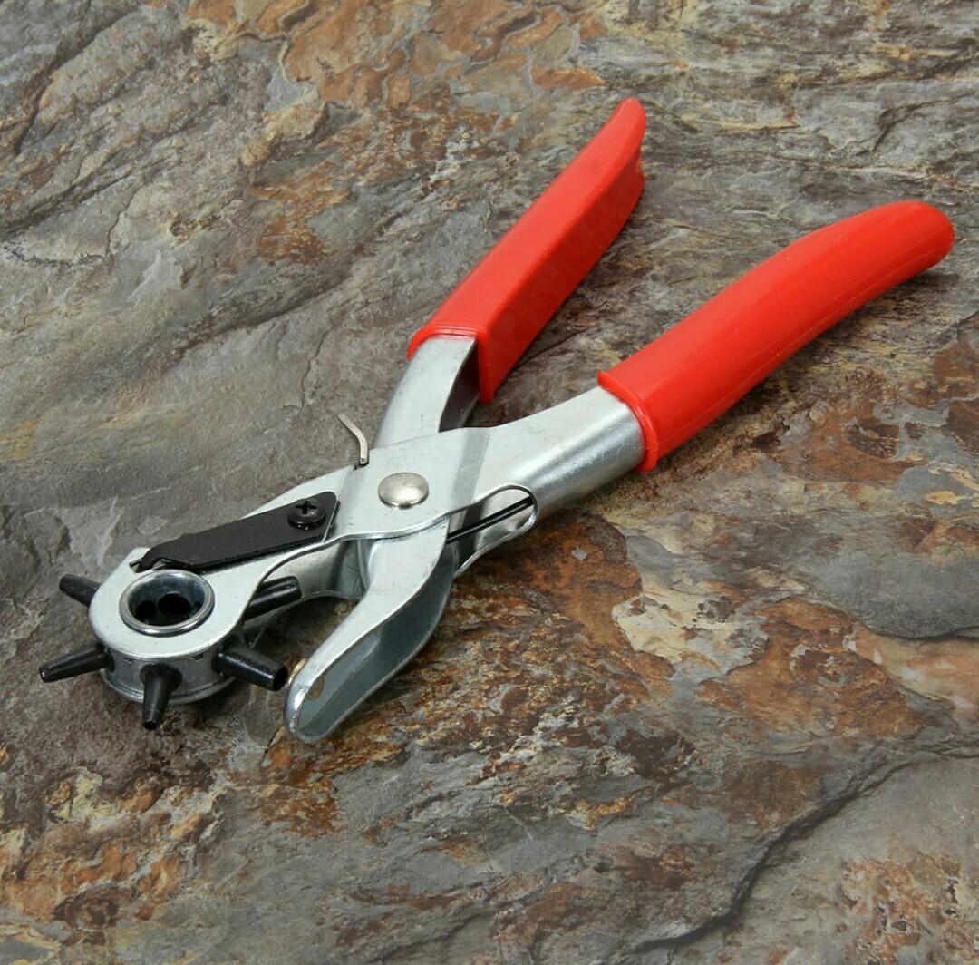 Belt Hole Puncher Penebuk Lubang Tali Pinggang Design Craft Craft Supplies Tools On Carousell