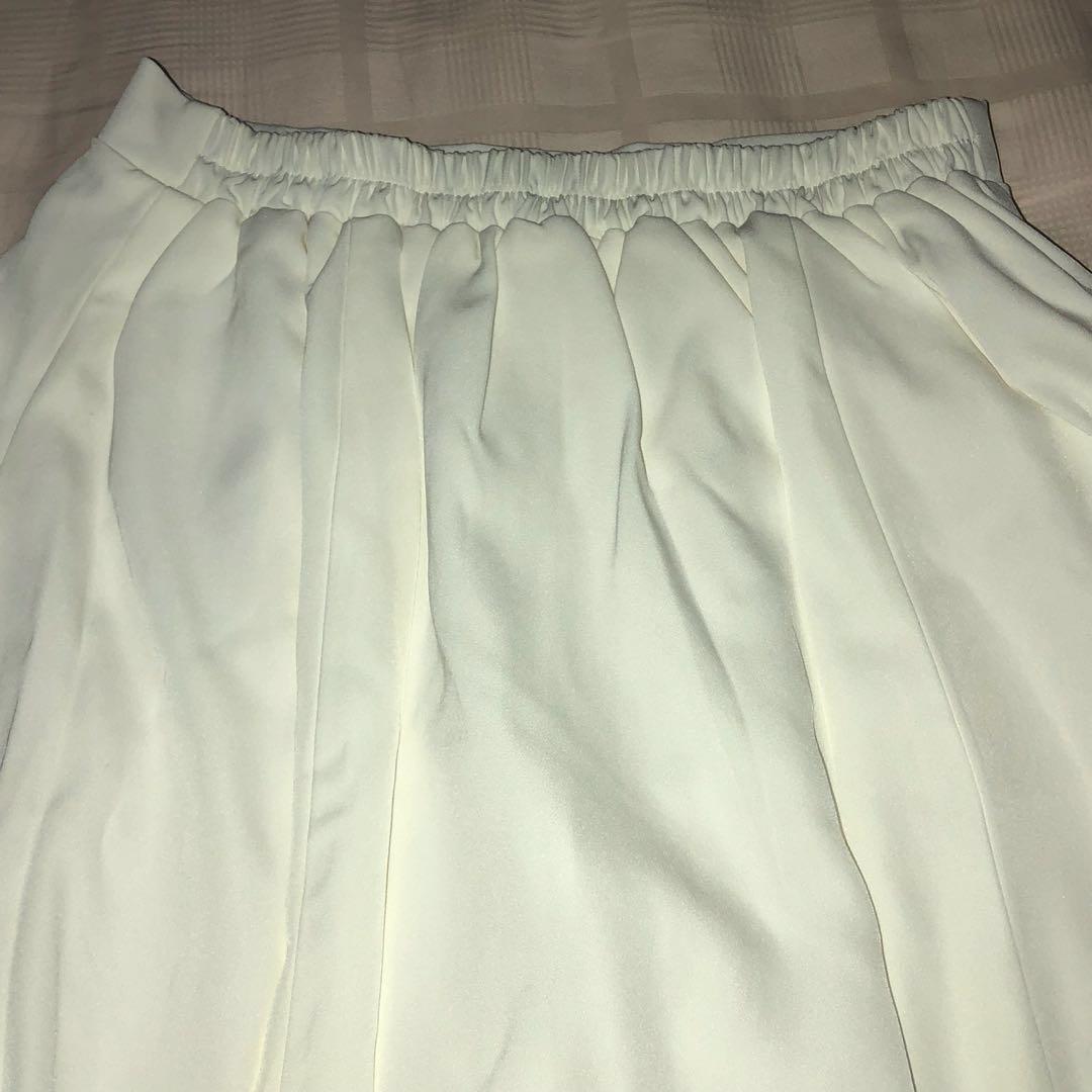 White skater skirt japan clearance
