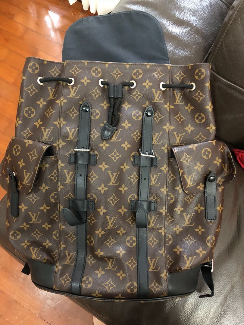 Louis Vuitton Christopher Backpack Reviewed | Wydział Cybernetyki