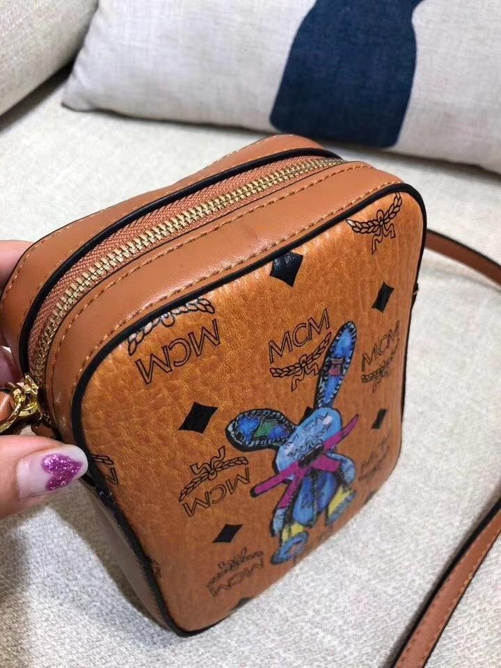 Mcm box outlet crossbody bag