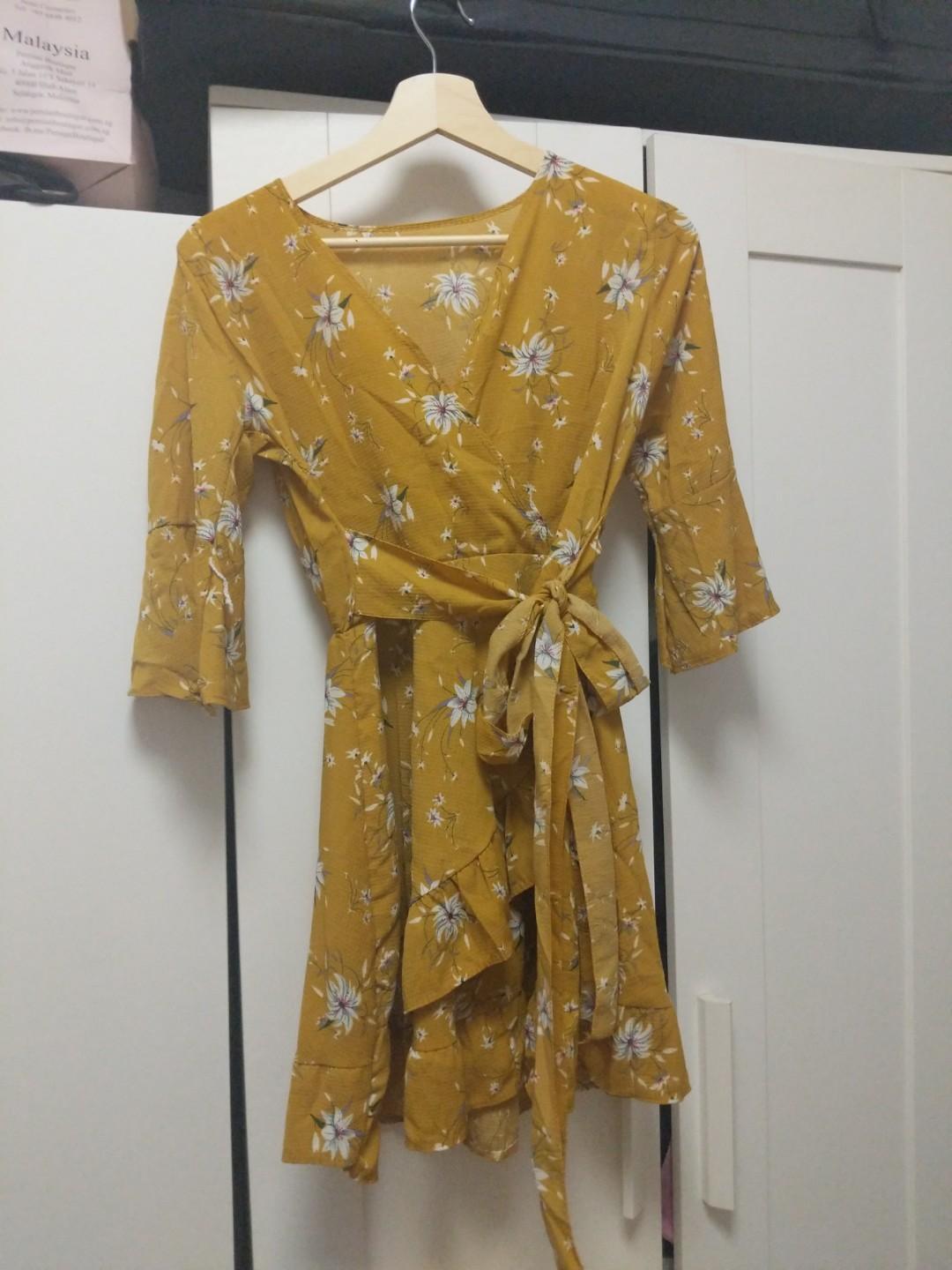 Mustard Yellow Floral Dress, Women's Fashion, Dresses & Sets, Dresses ...
