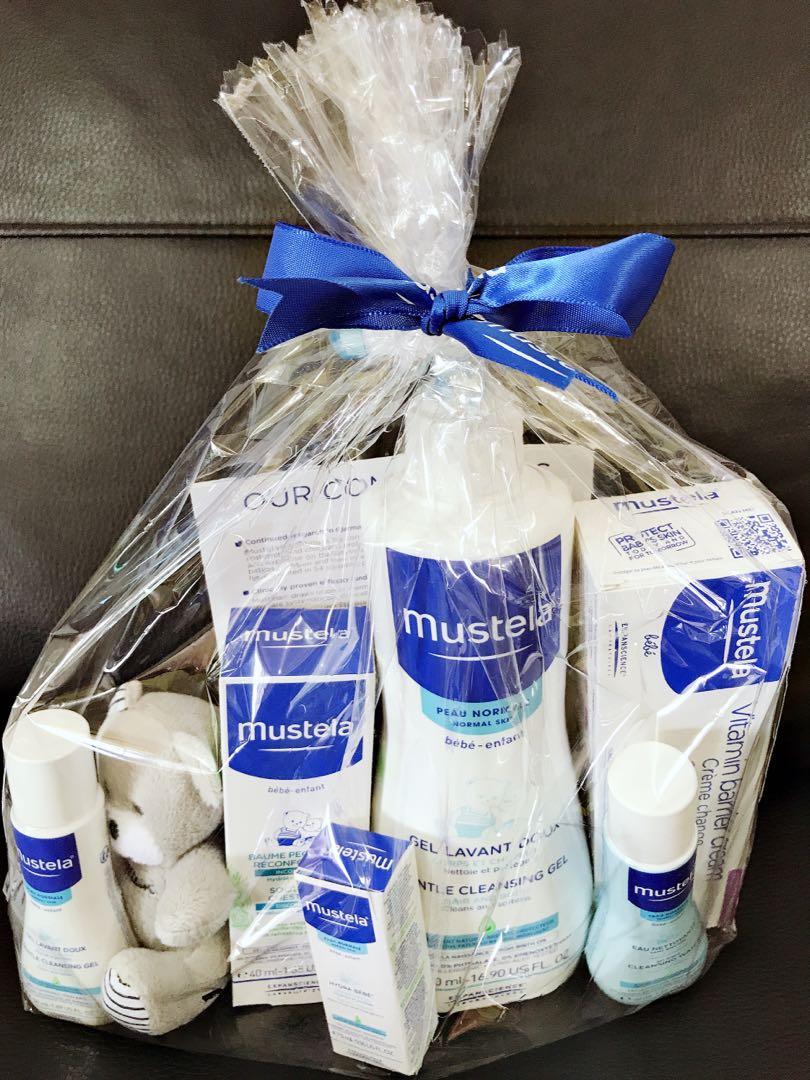 mustela baby gift set