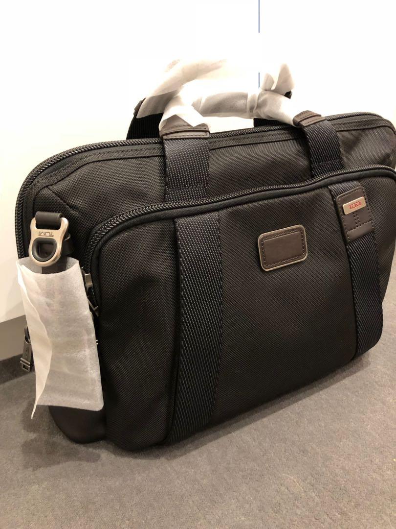 Tumi hansen brief clearance