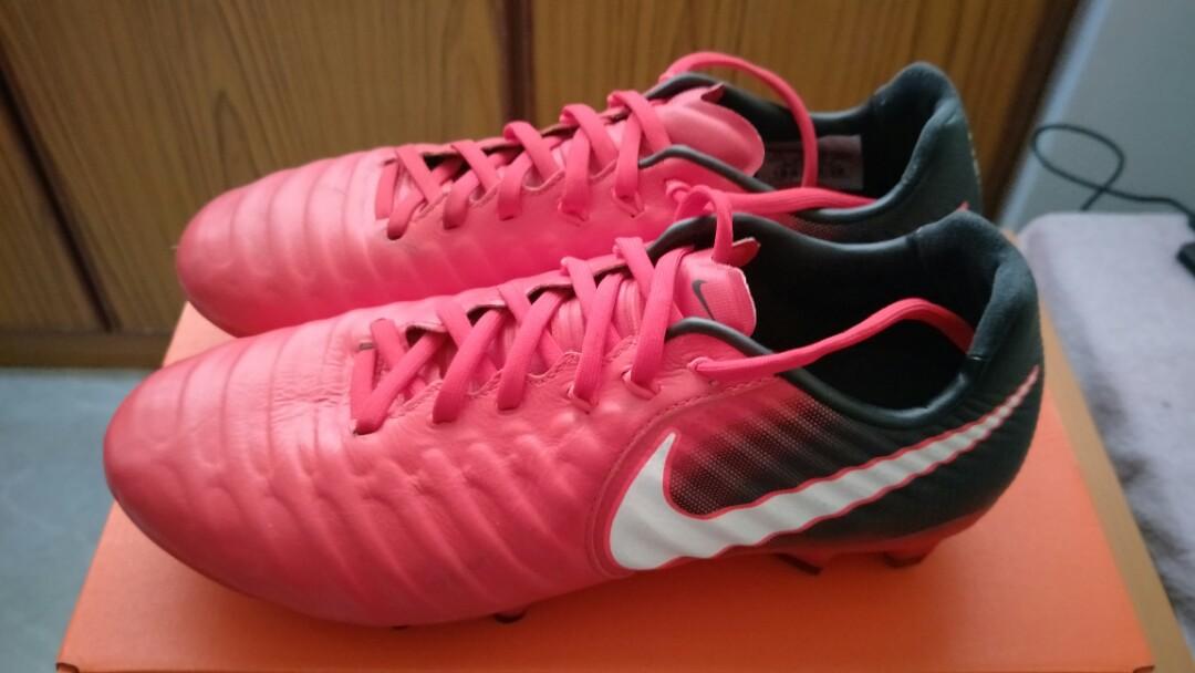 nike tiempo legacy 6