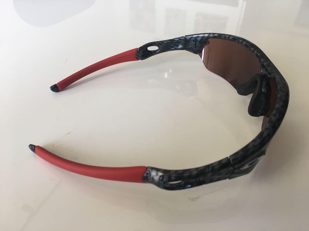 Oakley Carbon Fiber Shades (Polarised), Men's Fashion, Watches