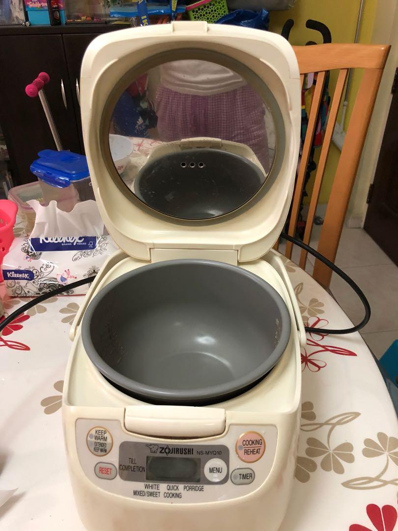 Zojirushi rice cooker, TV & Home Appliances, Kitchen Appliances