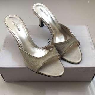 Selop Andre Valentino (Gold)
