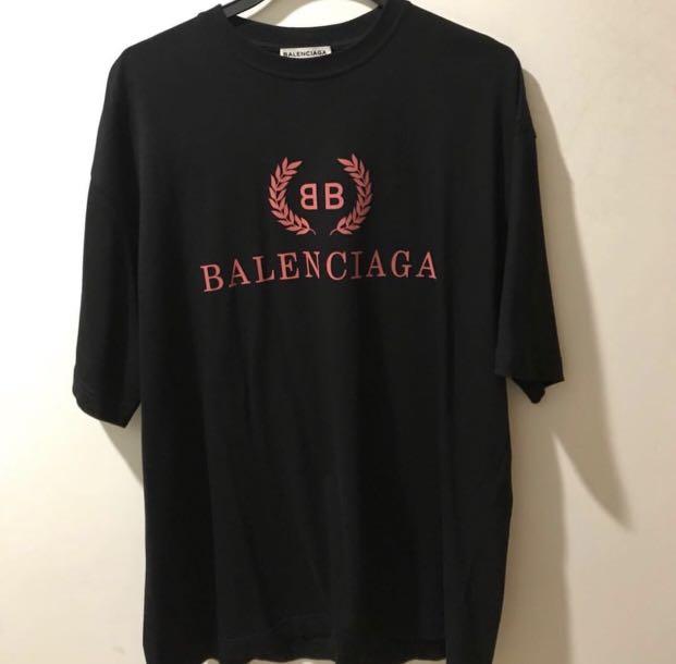 Balenciaga Maison BB Logo Navy Tee, Men's Fashion, Tops & Sets, Tshirts &  Polo Shirts on Carousell