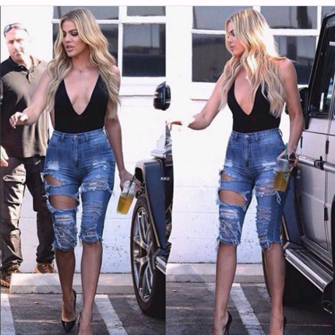 Khloe kardashian jean shorts hot sale