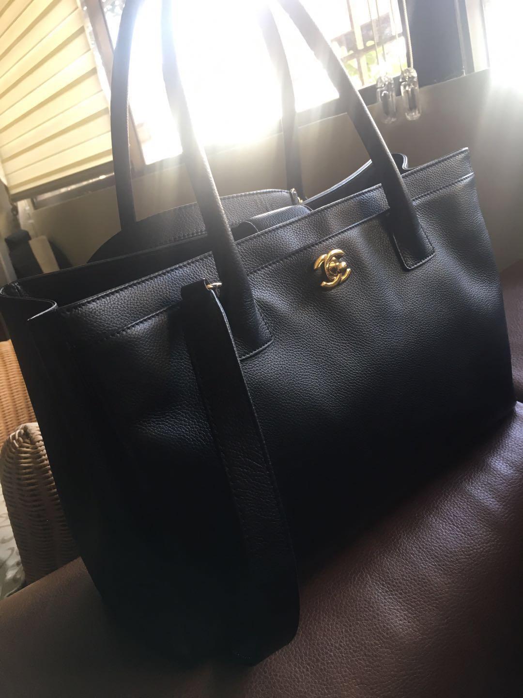 Authentic Chanel Executive Cerf Tote, Luxury, Bags & Wallets on Carousell