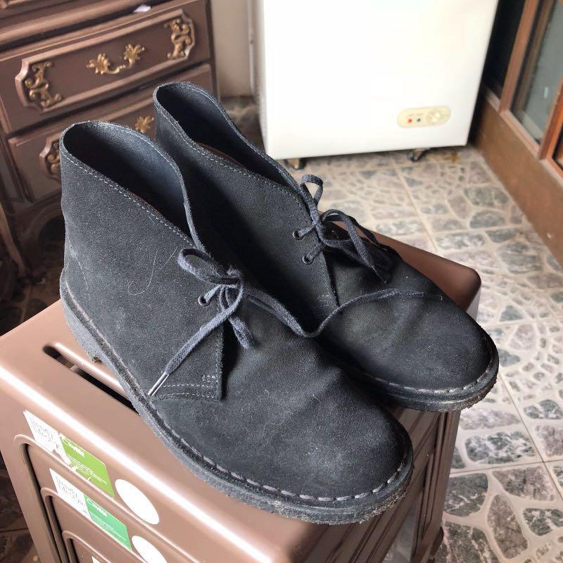black clarks boots