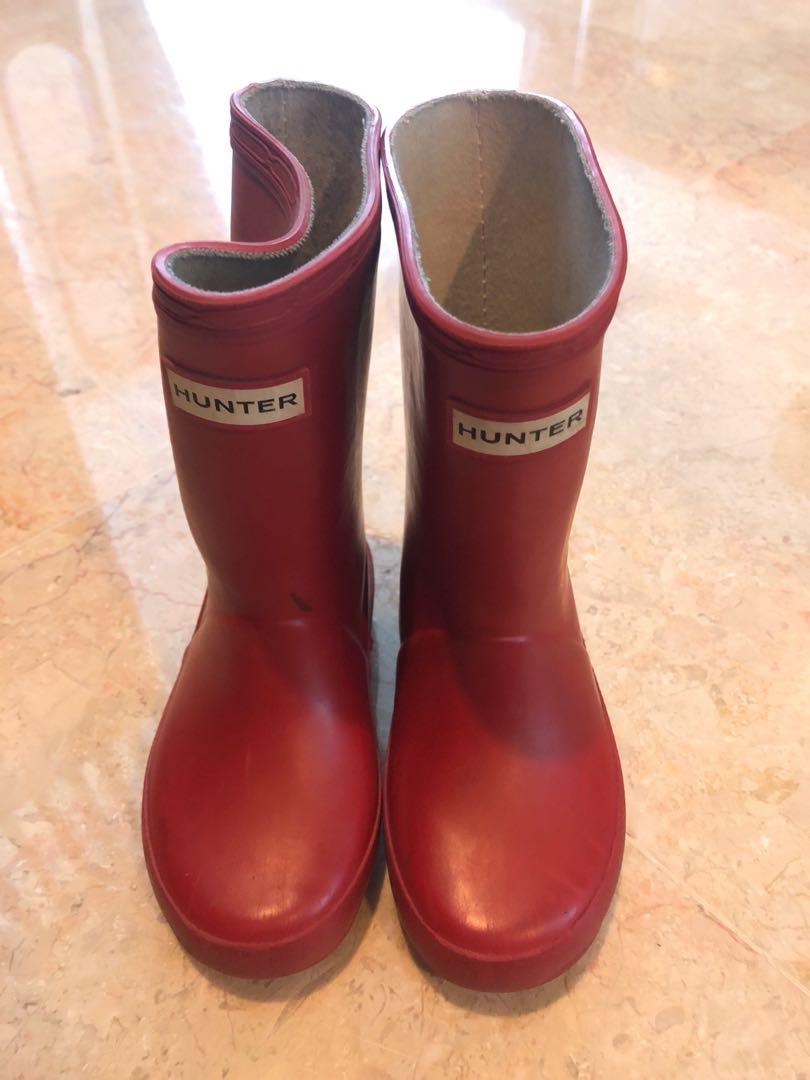 red hunter boots size 7