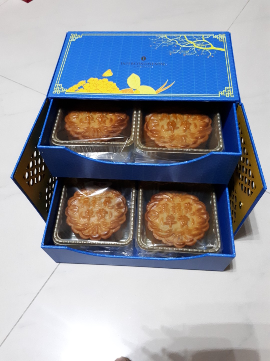 Intercontinental Hotel Mooncake Food Drinks Baked Goods On Carousell