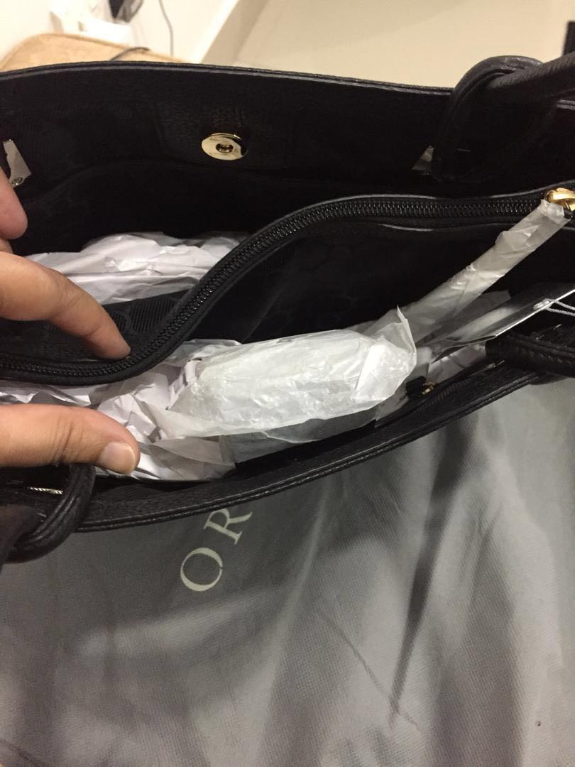 Oroton signature 2025 o bag