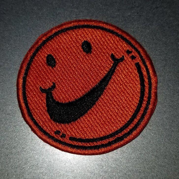 Sean wotherspoon smiley face top