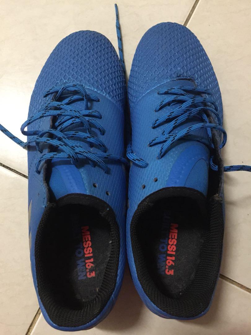 sepatu bola adidas messi 16.3 built to win Olah Raga