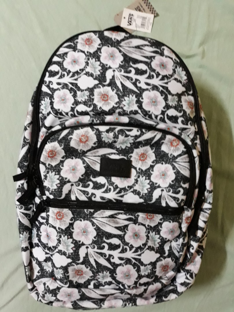 vans treds backpack
