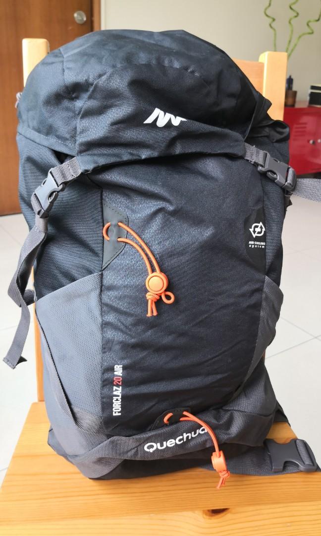 20L backpack (Quechua Forclaz 20 Air 