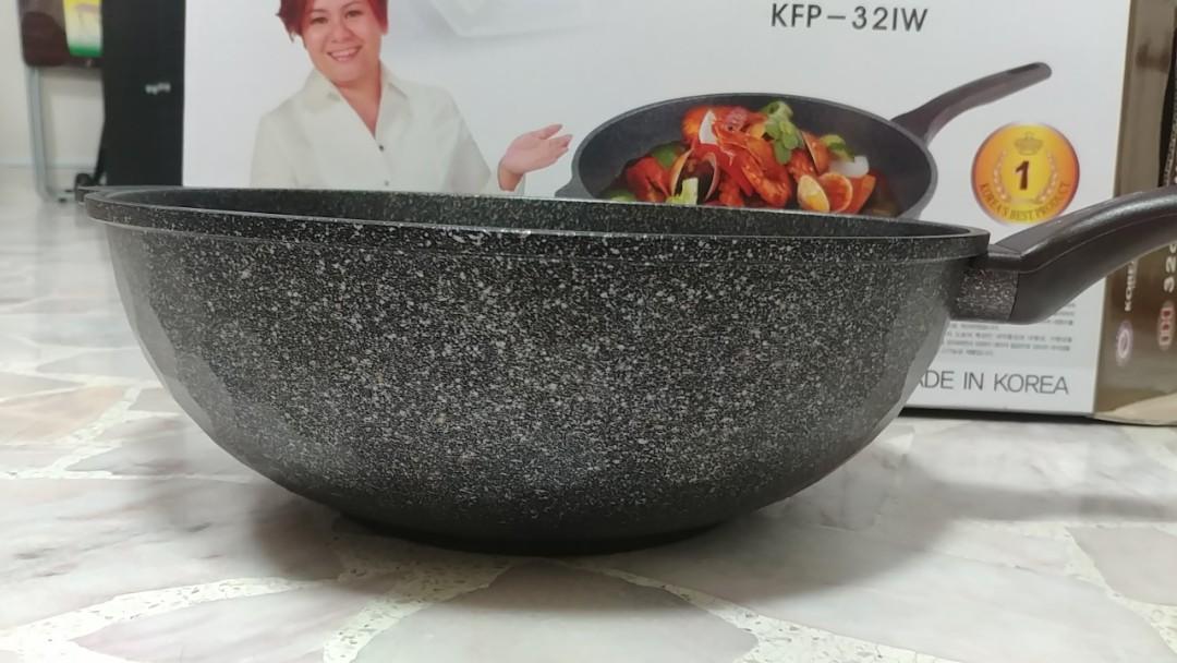 32cm Korea King Wok Pan (BN), Furniture & Home Living, Kitchenware