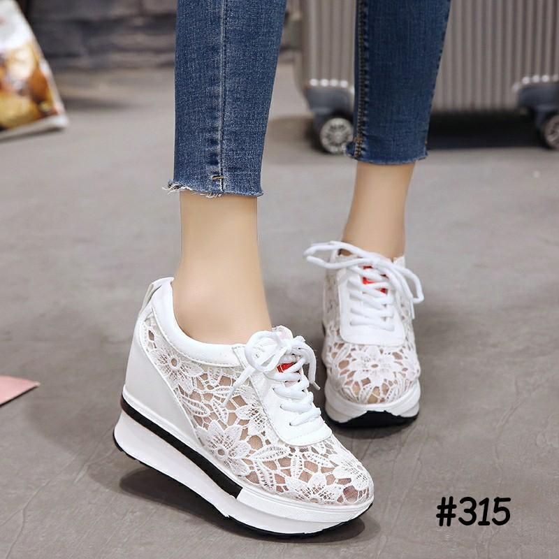 Asli Import Sepatu Wedges Brokat Korea Fesyen Wanita Sepatu Di Carousell