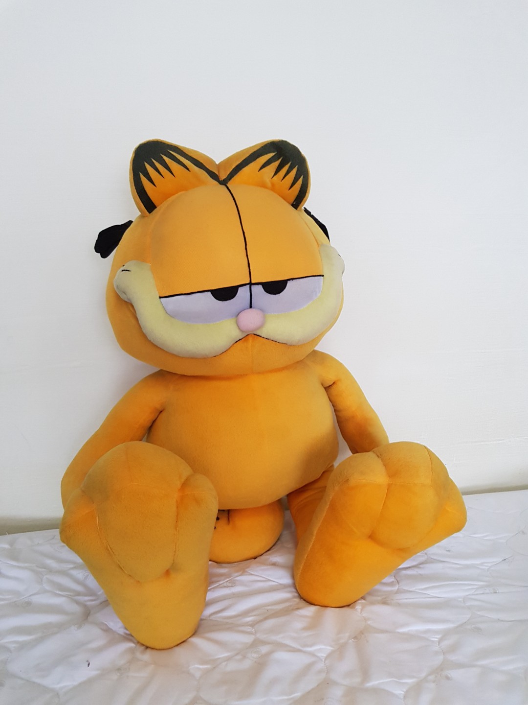 Big garfield shop plush
