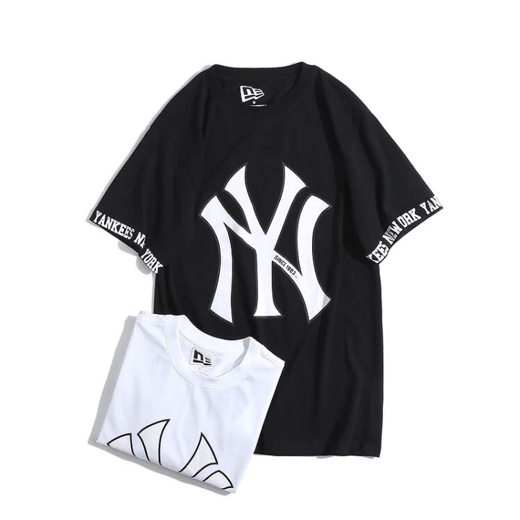 black yankees t shirt