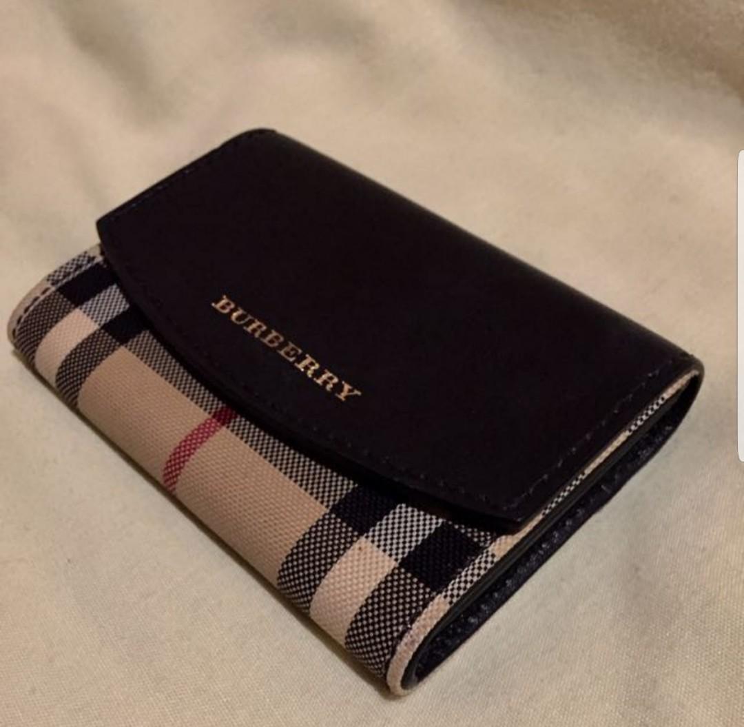 womens burberry wallet