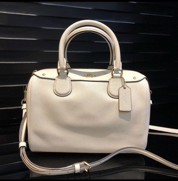 coach white sling bag