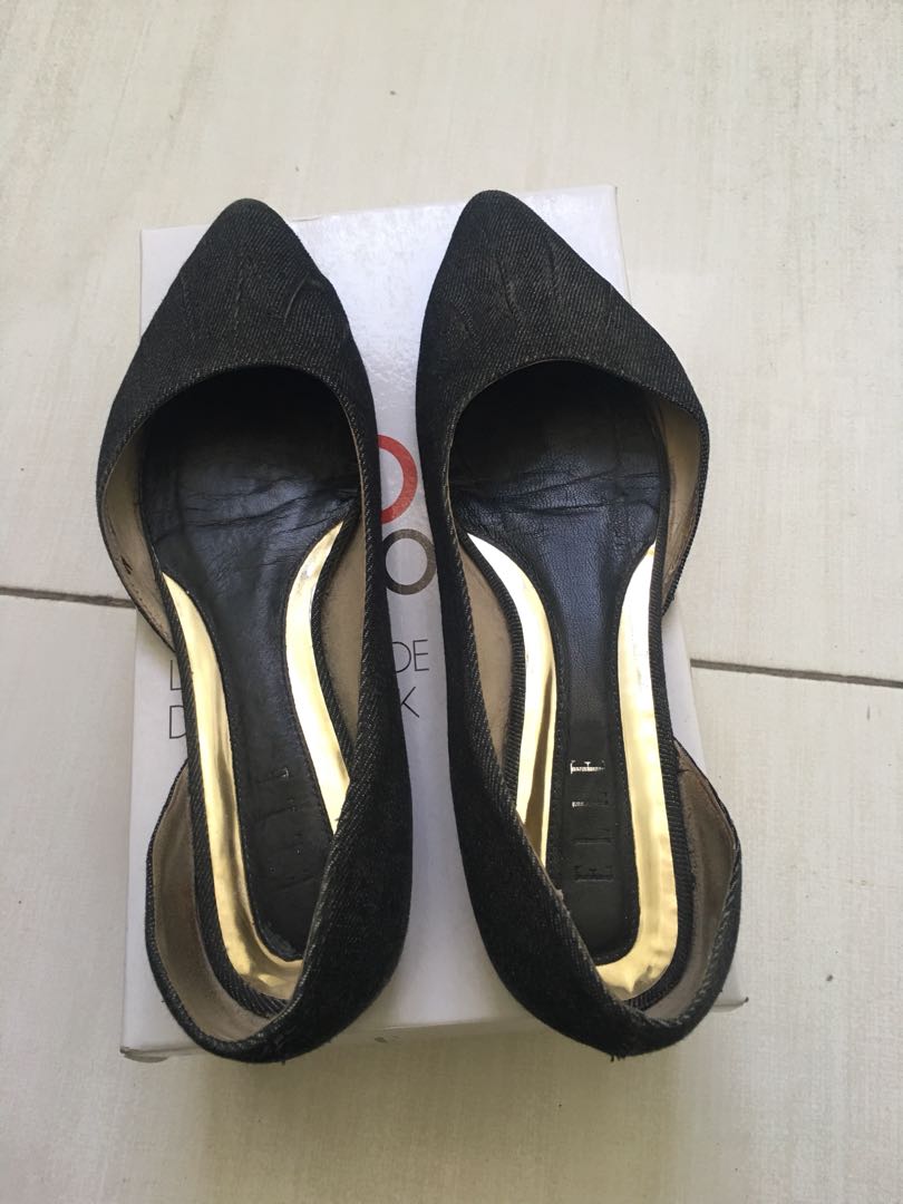 Elle Flat Shoes Fesyen Wanita Sepatu Di Carousell