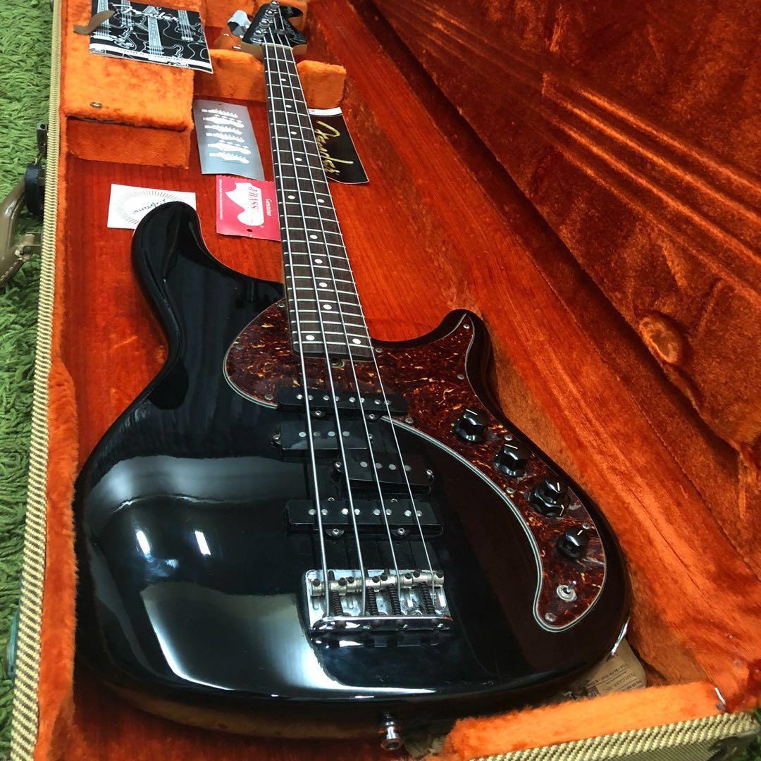 Fender Stuart hum Jazz made in USA Bass Guitar, Hobbies & Toys, Music