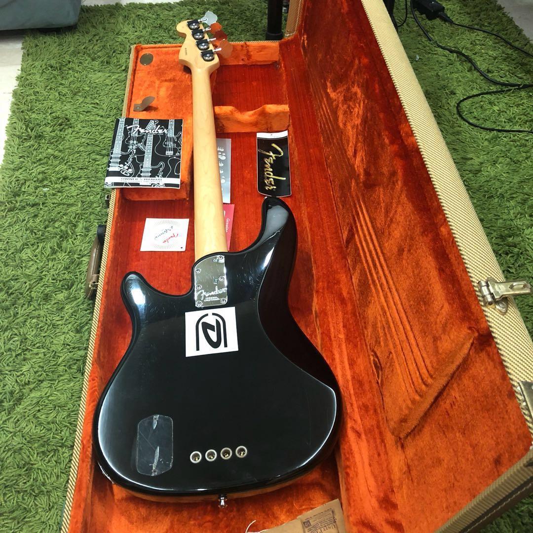 Fender Stuart hum Jazz made in USA Bass Guitar, Hobbies & Toys, Music