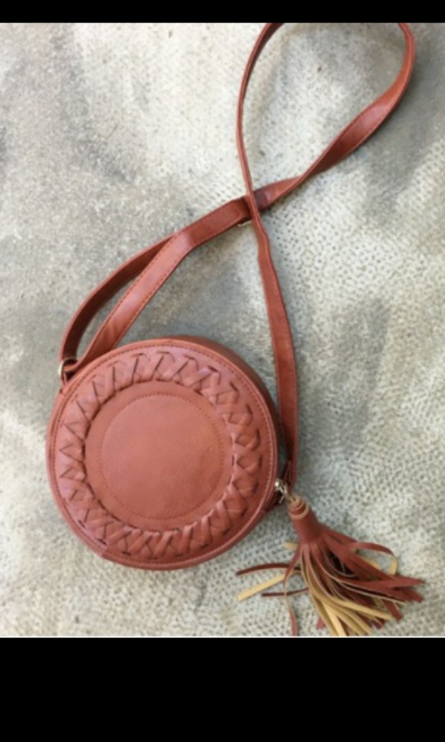 Korean bohemian retro sales tassel circle sling bag