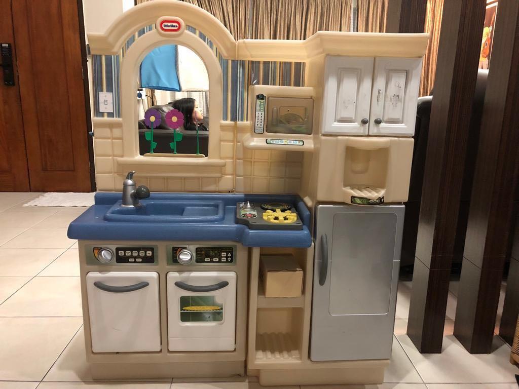 Little Tikes Indoor Outdoor Cook and Grill Kitchen 3x100