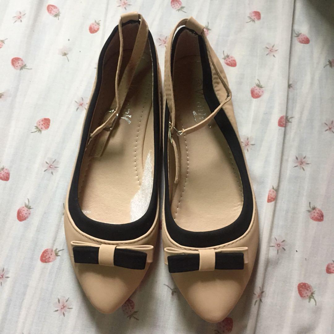 nude doll shoes