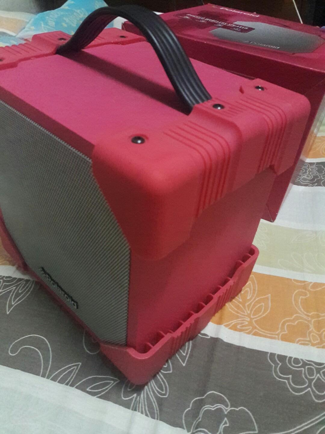 polaroid rugged wireless speaker