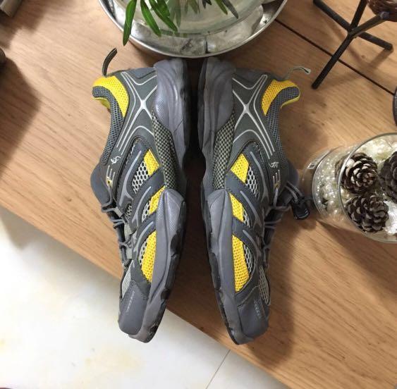 Sandugo Grey Hiking Trekking Shoes US Men s Size 9