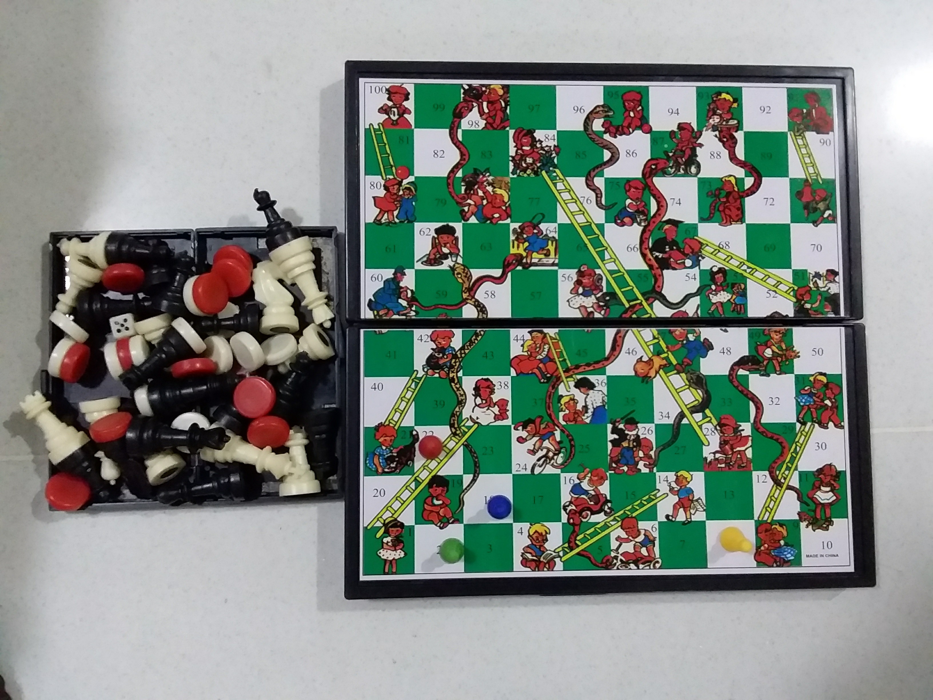 Snake & Ladder, International Chess, Dum, Hobbies & Toys, Toys & Games on  Carousell