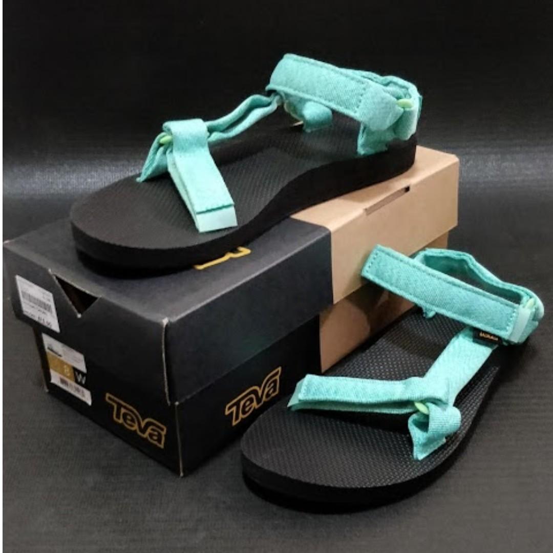 teva flats