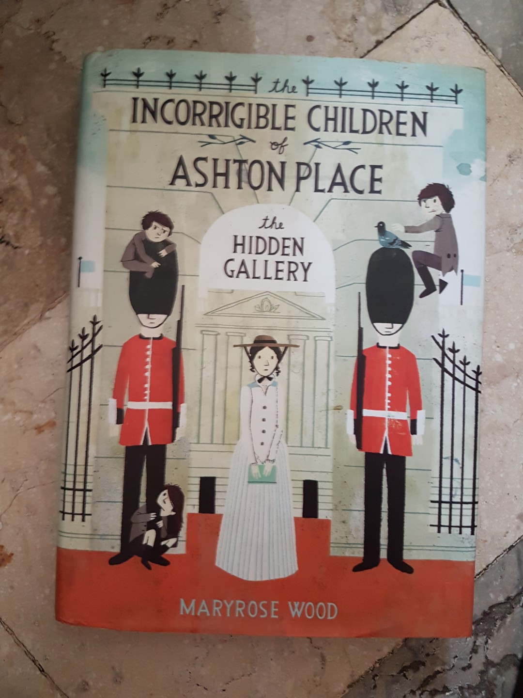 The Incorrigible Children of Ashton Place The Hidden Gallery, Buku