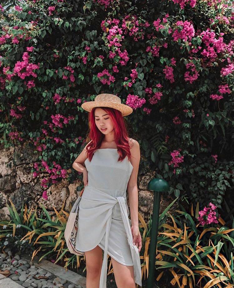 Wrap Dress (Category: Dresses) located in Paranaque City. Submitted by declutter0921 (Listing ID 187881945, Image 2). Description: Got as a gift but never used it. Disclaimer: second photo is not mine, just to show how the dress looks like.