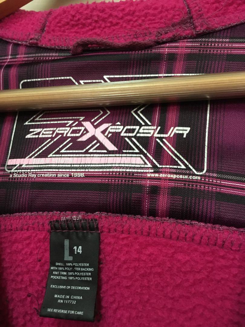 ZEROXPOSURE Fuchsia Checkered Hoodie (Category: Coats, Jackets and Outerwear) located in Balanga. Submitted by felicity.ph (Listing ID 190116034, Image 2). Description: Bought in the US Designed specifically For: PETITE or teenagers Very thick and good for very Cold weather L on tag but fits small to medium. Cannot fit large.
