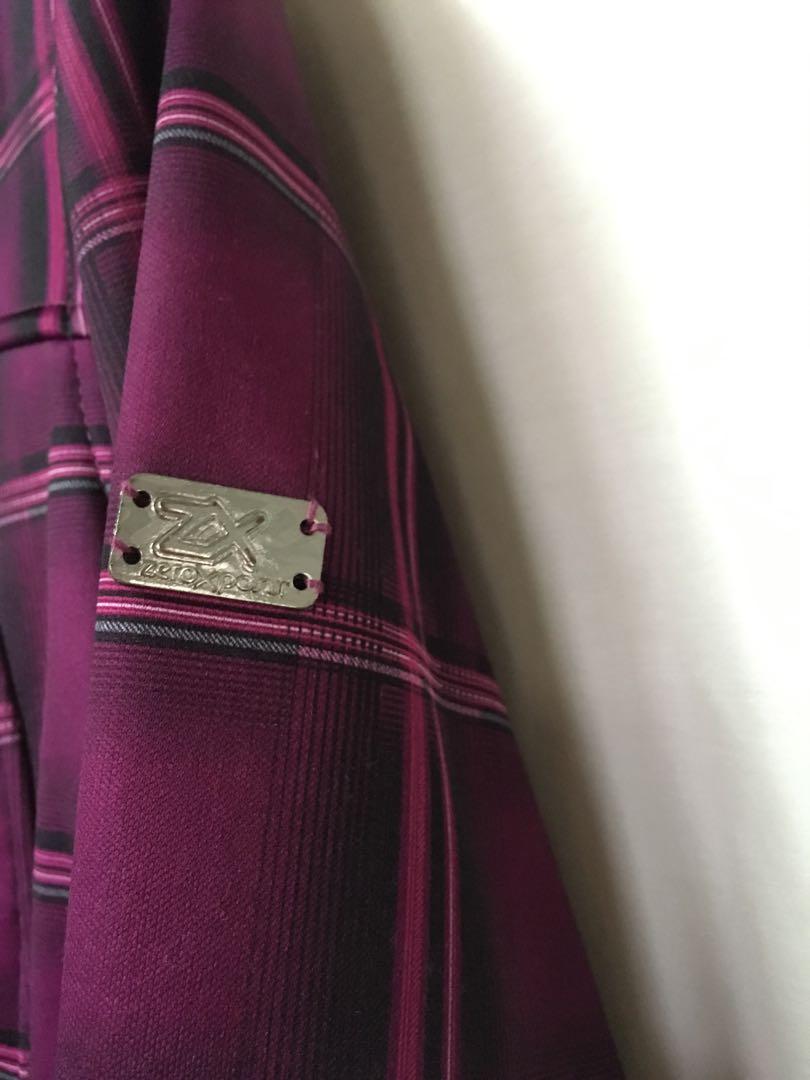 ZEROXPOSURE Fuchsia Checkered Hoodie (Category: Coats, Jackets and Outerwear) located in Balanga. Submitted by felicity.ph (Listing ID 190116034, Image 3). Description: Bought in the US Designed specifically For: PETITE or teenagers Very thick and good for very Cold weather L on tag but fits small to medium. Cannot fit large.