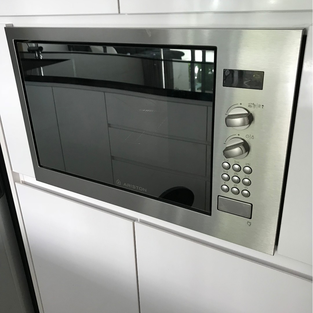 Ariston 60cm Built In Microwave Grill Mwka 222x1 Home Appliances Kitchenware On Carousell