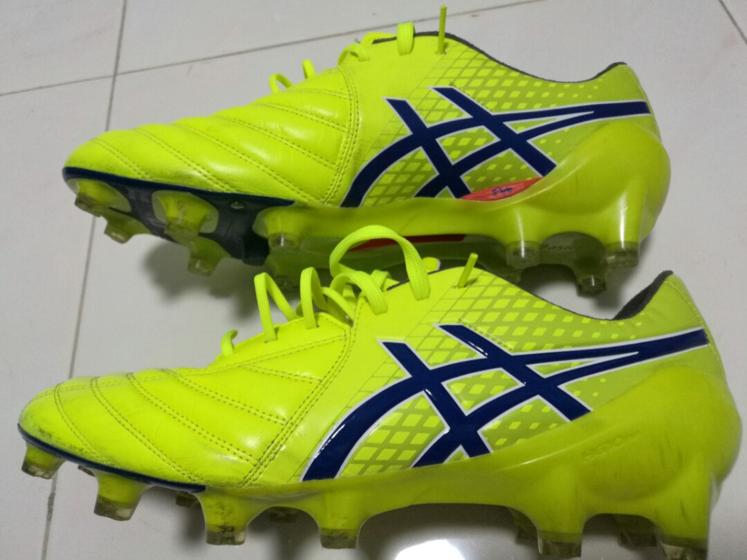 asics soccer boots singapore