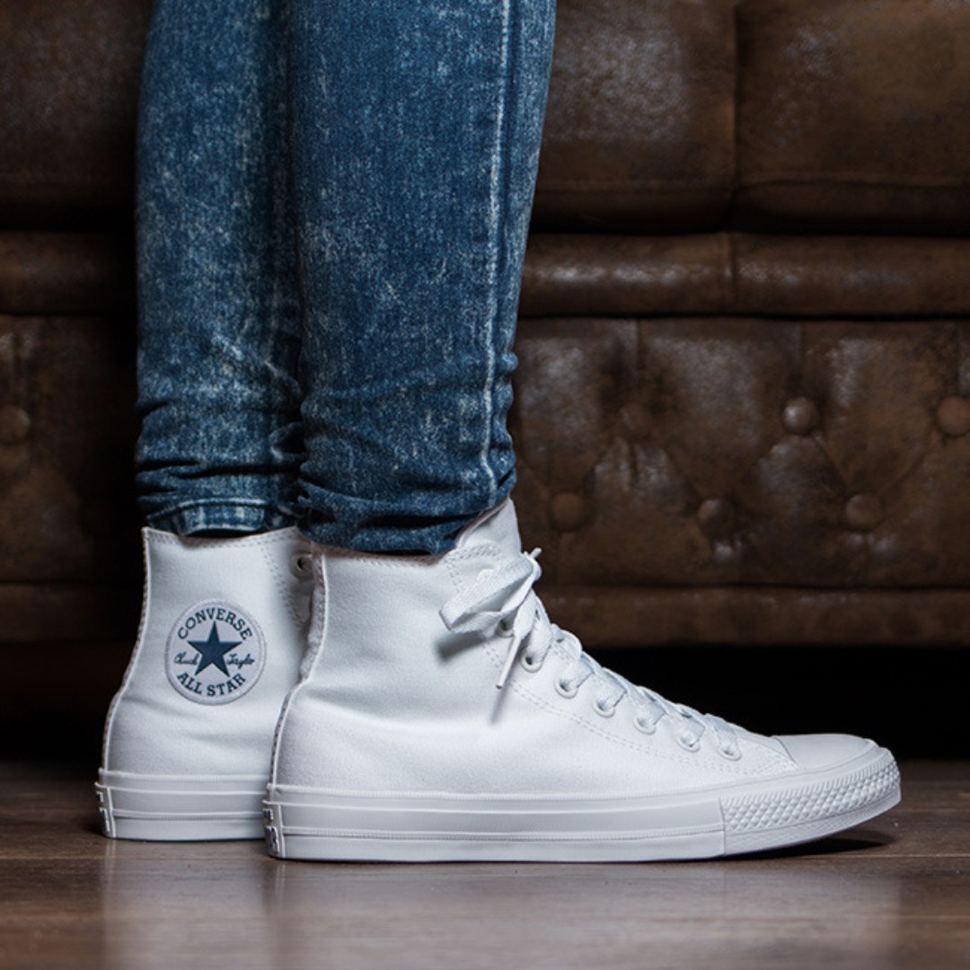 BNIB] Converse Chuck Taylor All Star II / 2 Hi Unisex Sneakers (WHITE /  WHITE / NAVY), Women's Fashion, Shoes, Sneakers on Carousell