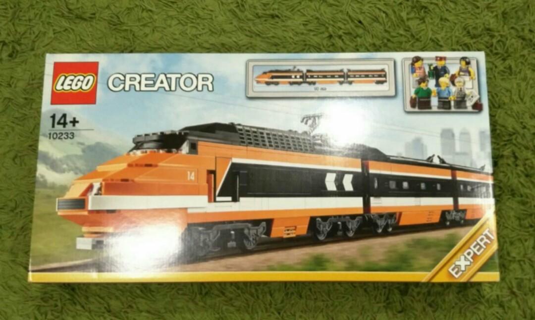 LEGO 10233 Creator Expert Horizon Express New in Box Sealed Train 6  minifigures