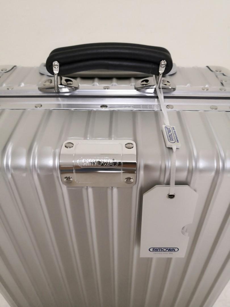 Singapore Airlines - [New] The timeless Rimowa Classic Flight Cabin  Multiwheel luggage range is perfect for globetrotters. Have it delivered to  your address with the KrisShop global Mail Order Service