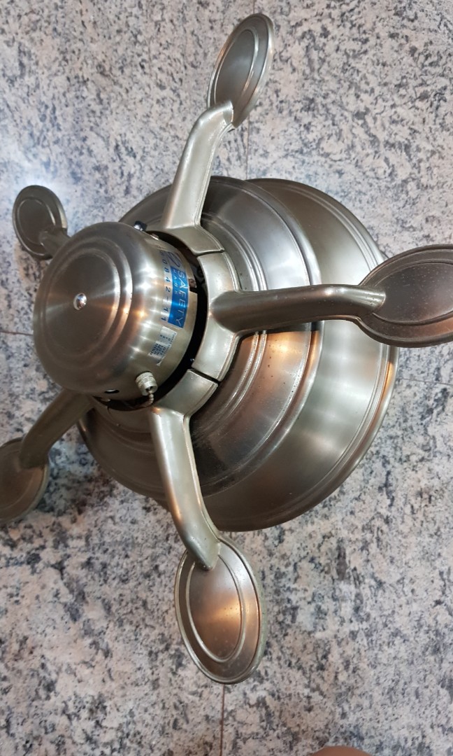 Fanco Ceiling Fan FF202 (Selling for parts), Furniture & Home Living, Lighting & Fans, Fans on